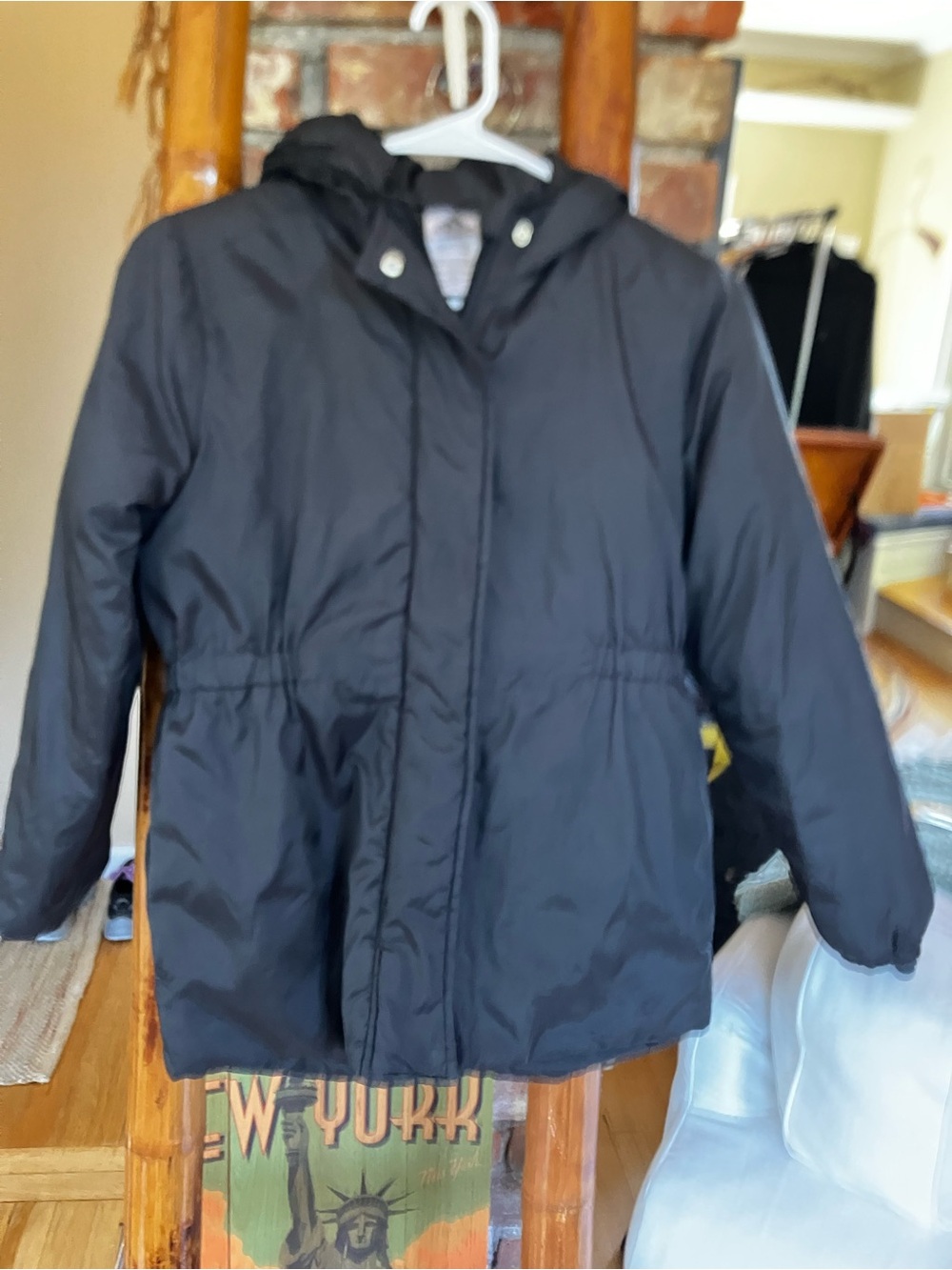 Adidas Girls 10/12 Black Hooded Puffer Coat with pockets and hood, zips & snaps